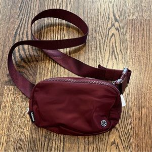 Merlot Everywhere belt bag